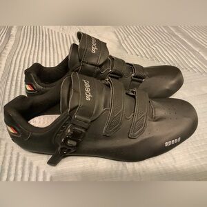 Speed Cycle Shoes Size 45